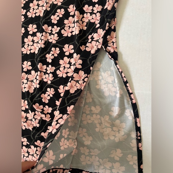 NEW FIGHTING EEL AVA SKY SAKURA DRESS - Picture 4 of 7